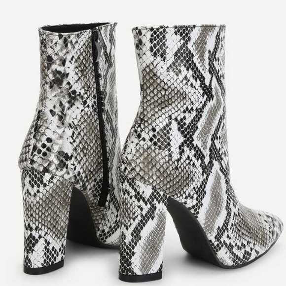 Snakeskin Side Zipper Boots - Picture 4 of 7